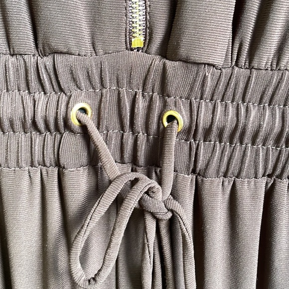 Brown stretchy jumpsuit - Picture 8 of 9